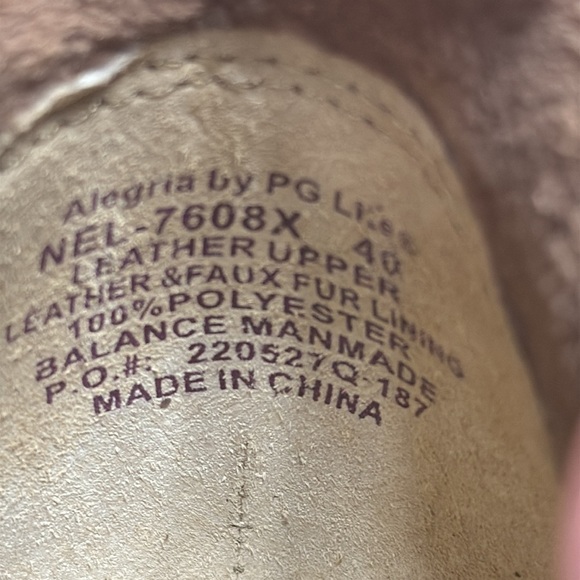 Alegria Slip-On Ankle Boots Nell Delicut Tawny NWOB SZ 40/9.5-10 US comfort - Picture 3 of 7